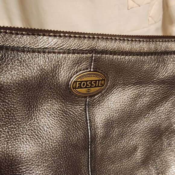 ✨ Fossil Metallic Leather Crossbody Bag Silver Multi-Zip Y2K 🖤 - Picture 10 of 10